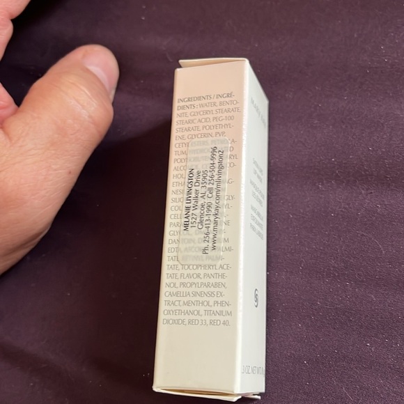 Mary Kay Satin Lip Mask - Picture 5 of 7